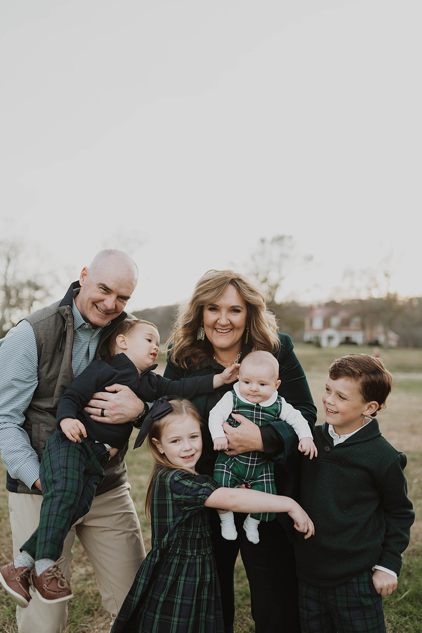 Nanette Johnson family with her kids and husband